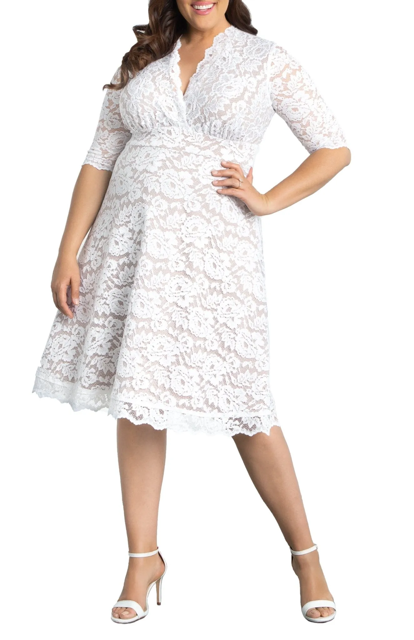 Bella Lace Dress - Plus
