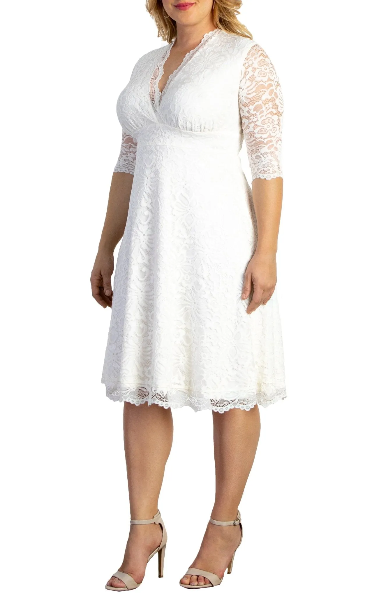 Bella Lace Dress - Plus