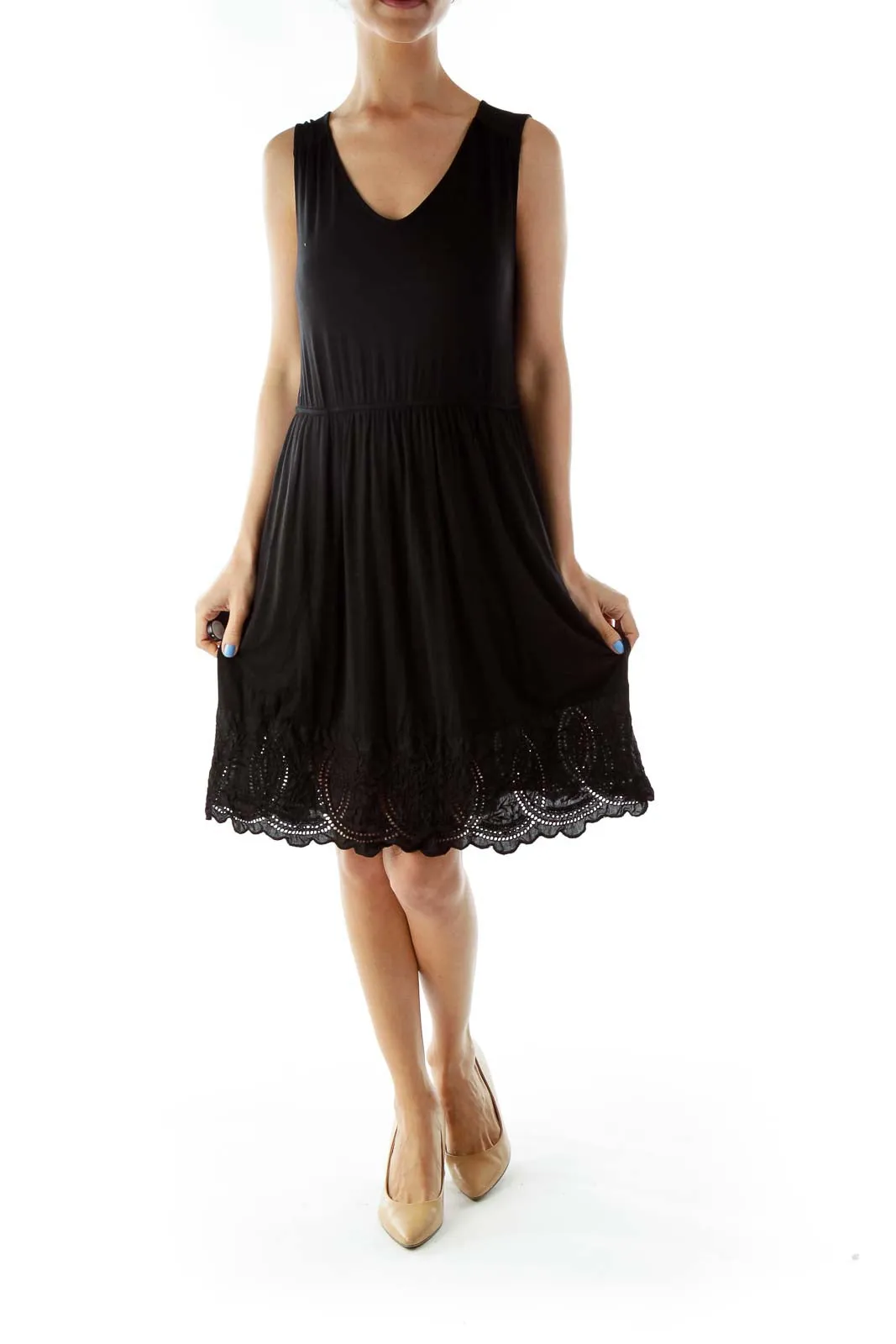 Black Round Neck Sleeveless Day Dress