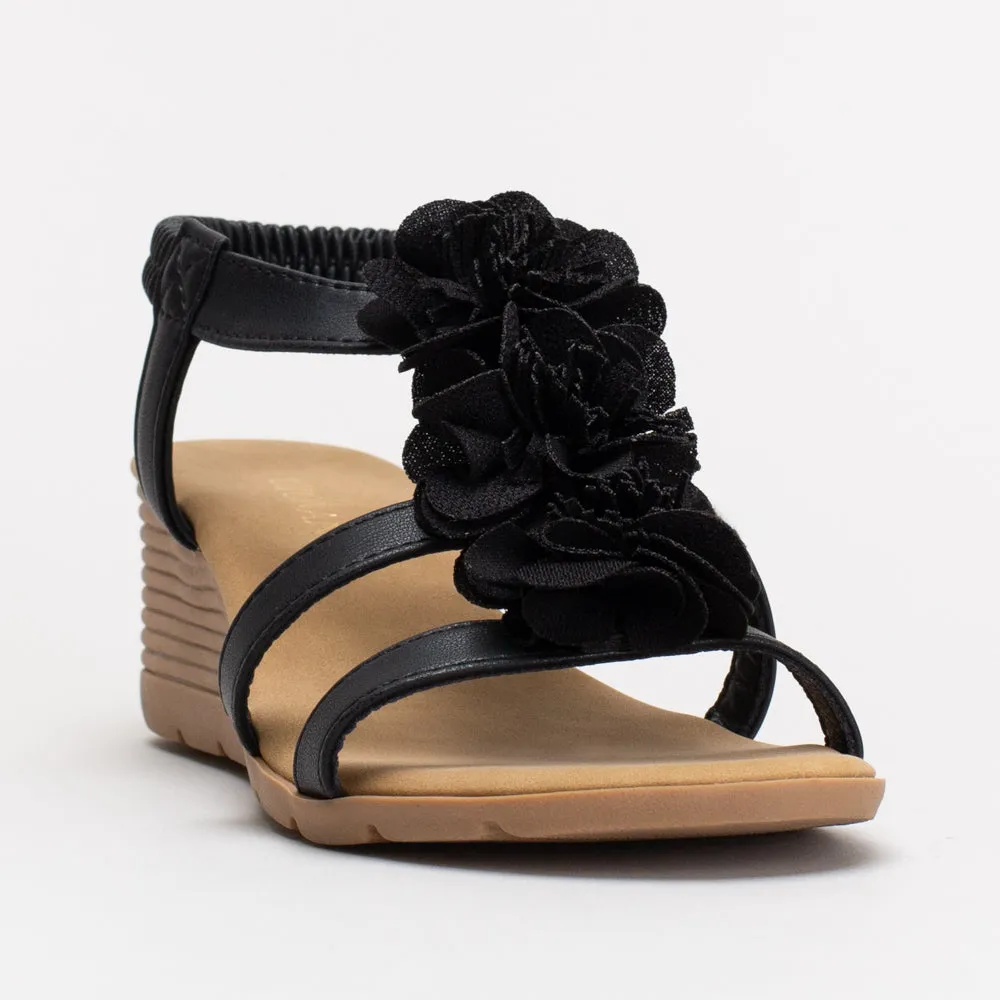 Giovanni Women's Comfort Flower Wedge _ 155133