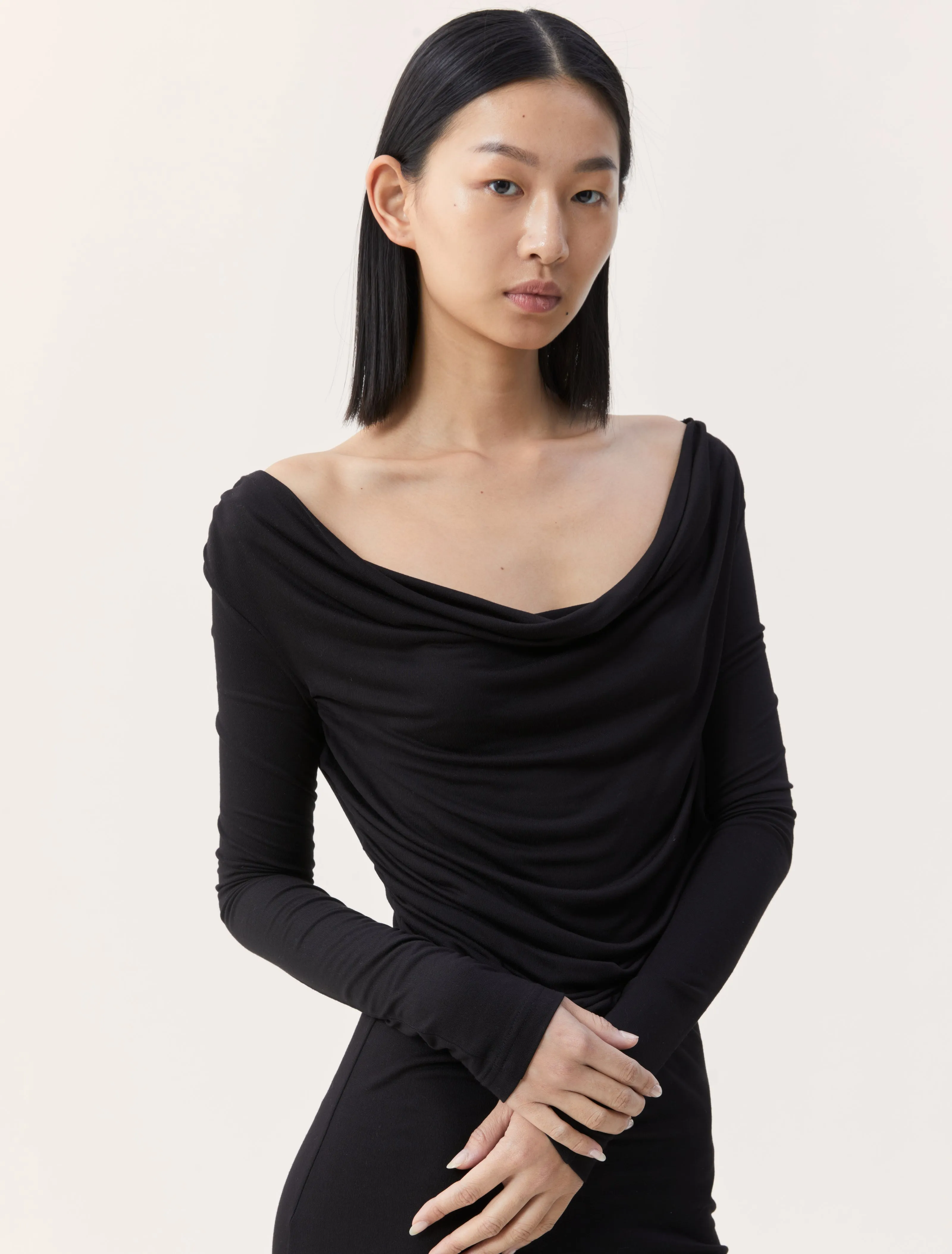 Inver Dress in Black